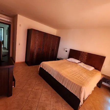 Villa Private 102 With Heated Pool In Blacksearama Balchik